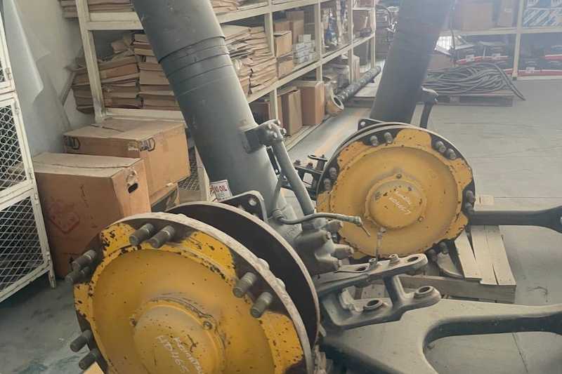 OmecoHub - Immagine KOMATSU RICAMBI VARI